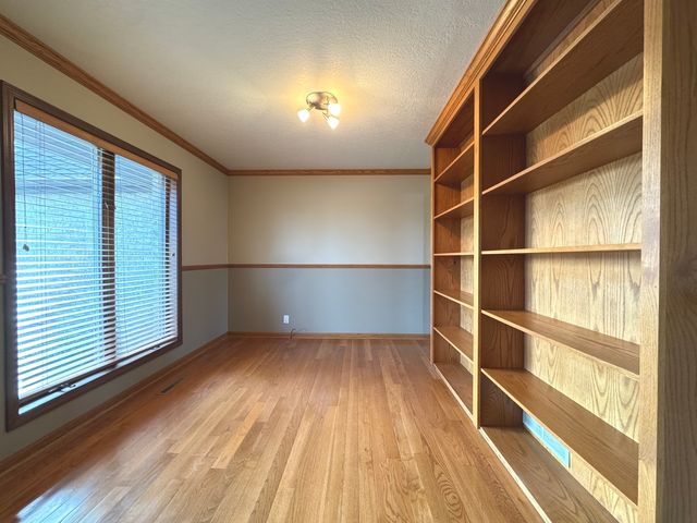 19 Old Farm N Court, Bradley, IL 60915