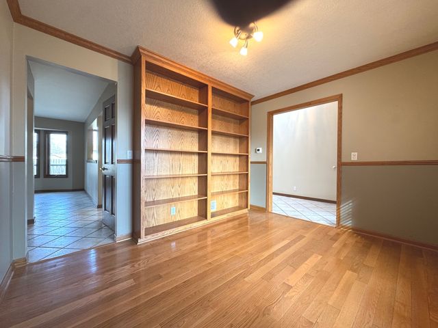 19 Old Farm N Court, Bradley, IL 60915