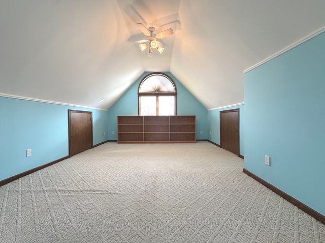 19 Old Farm N Court, Bradley, IL 60915