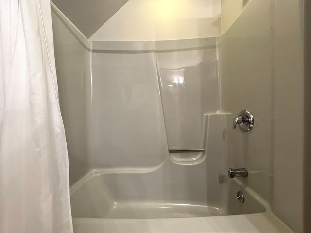 19 Old Farm N Court, Bradley, IL 60915