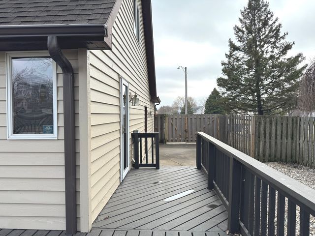 19 Old Farm N Court, Bradley, IL 60915