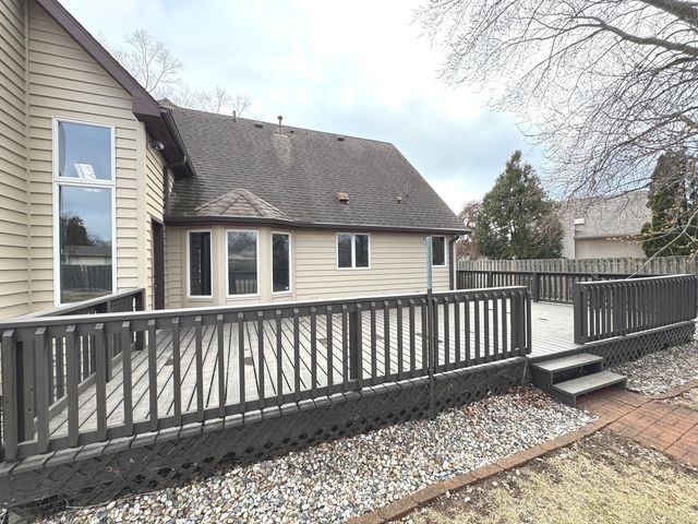 19 Old Farm N Court, Bradley, IL 60915