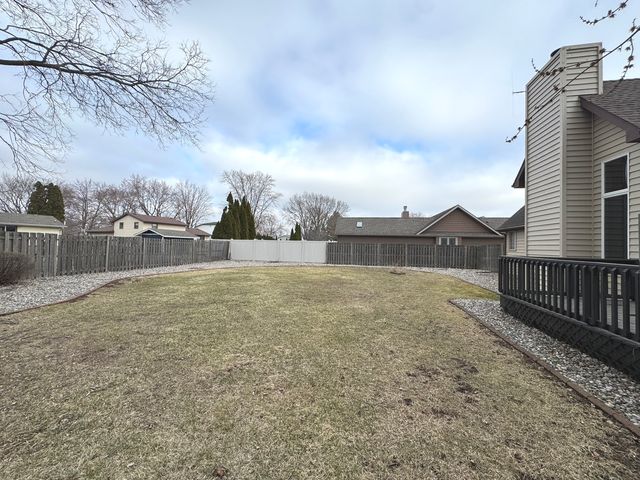 19 Old Farm N Court, Bradley, IL 60915