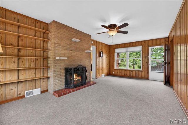 350 W Saint Anthony Lane, Florissant, MO 63031