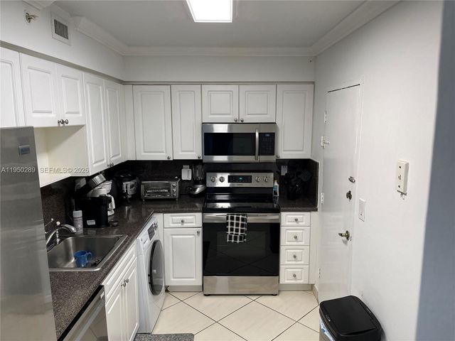 2501 S Ocean Dr 1118, Hollywood, FL 33019