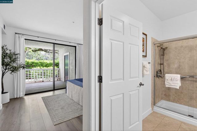 2590 Oak Rd 146, Walnut Creek, CA 94597