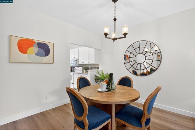 2590 Oak Rd 146, Walnut Creek, CA 94597