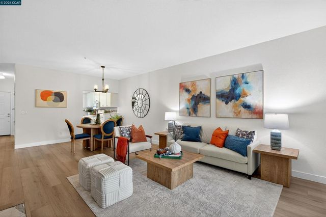 2590 Oak Rd 146, Walnut Creek, CA 94597