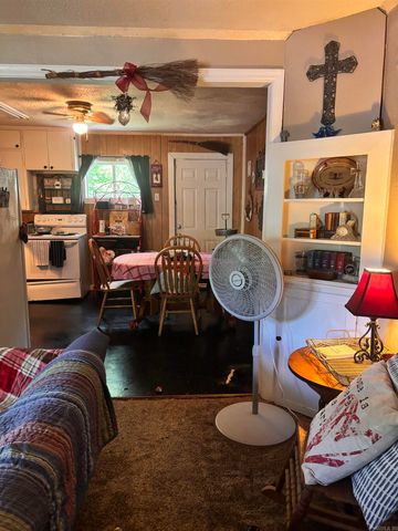 208 brenda Street, Hot Springs National Park, AR 71913
