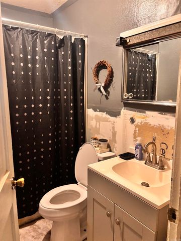 208 brenda Street, Hot Springs National Park, AR 71913