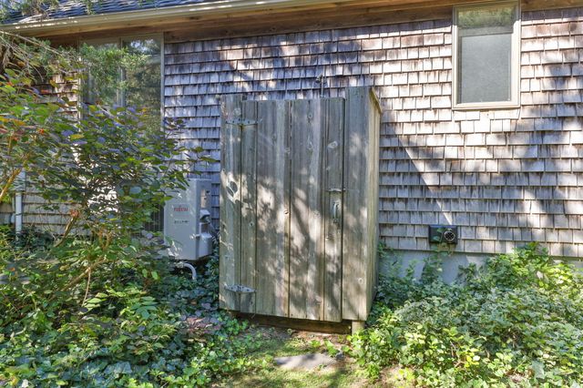 25 Twin Rocks Drive, Eastham, MA 02642