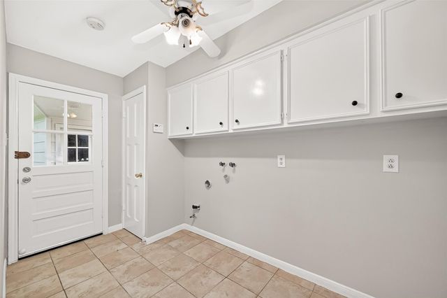 11007 Tupper Lake Drive, Houston, TX 77042