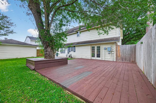 11007 Tupper Lake Drive, Houston, TX 77042