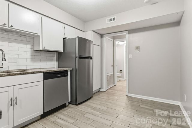 2005 Stoney Point Lane 14, Charlotte, NC 28210