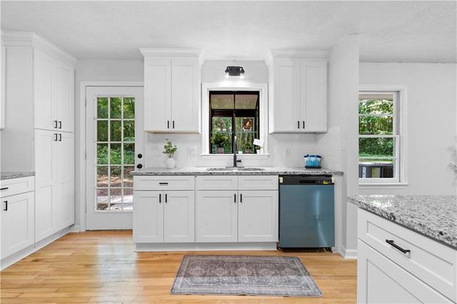 2984 E PAULDING Drive, Dallas, GA 30157