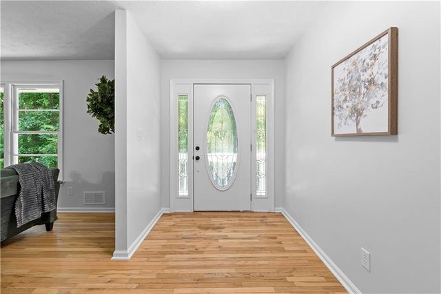 2984 E PAULDING Drive, Dallas, GA 30157