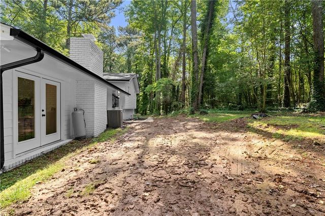 2984 E PAULDING Drive, Dallas, GA 30157