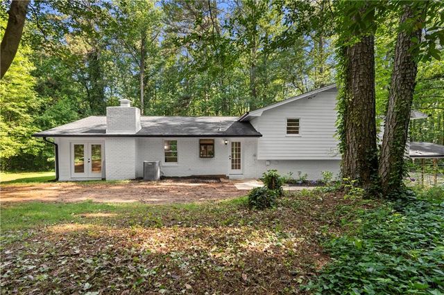 2984 E PAULDING Drive, Dallas, GA 30157