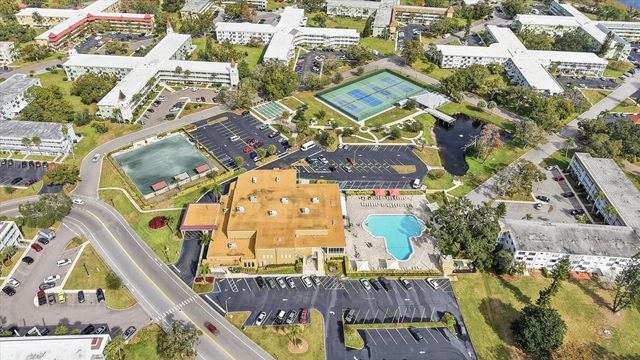 2231 UTOPIAN DRIVE E 309, Clearwater, FL 33763