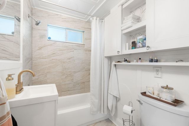 614 NE 28th Street, Wilton Manors, FL 33334