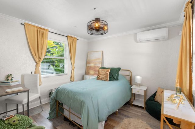 614 NE 28th Street, Wilton Manors, FL 33334