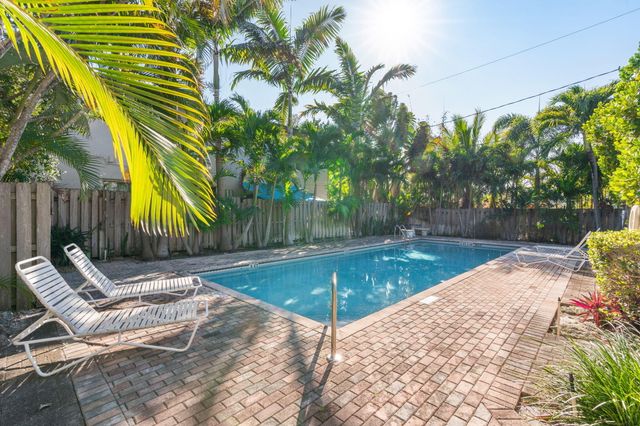 614 NE 28th Street, Wilton Manors, FL 33334