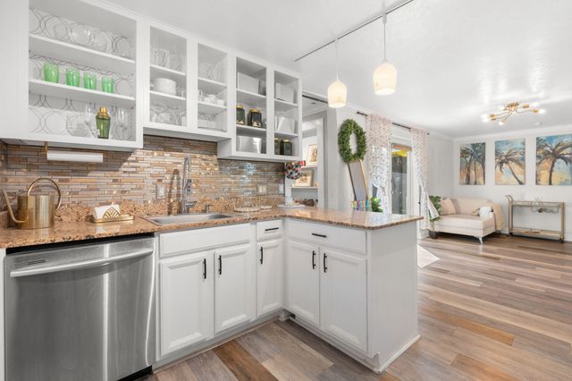 614 NE 28th Street, Wilton Manors, FL 33334