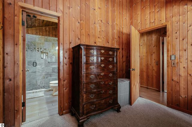 10667 S Timberlee Drive, Traverse City, MI 49684