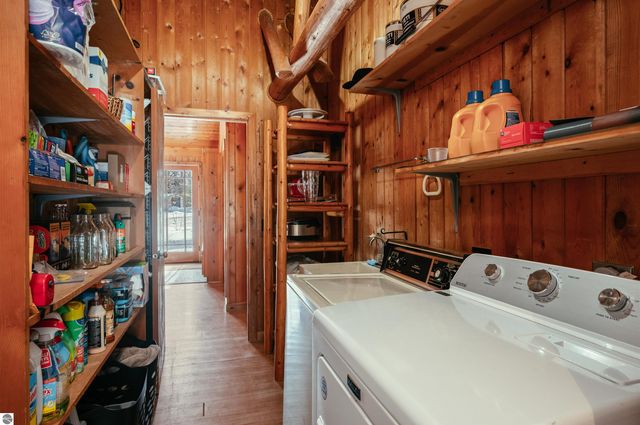 10667 S Timberlee Drive, Traverse City, MI 49684