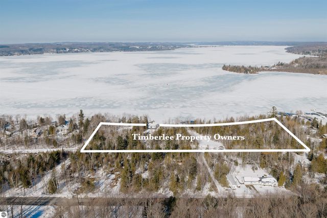 10667 S Timberlee Drive, Traverse City, MI 49684