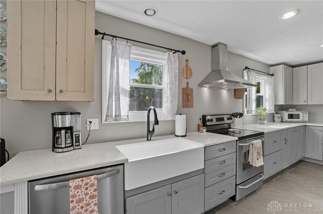 2574 Countryside Drive, Beavercreek, OH 45324