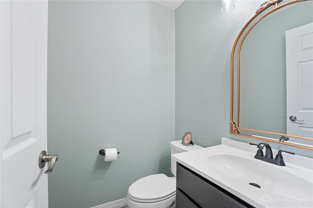 2574 Countryside Drive, Beavercreek, OH 45324