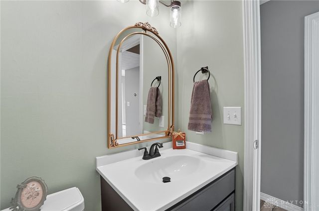 2574 Countryside Drive, Beavercreek, OH 45324