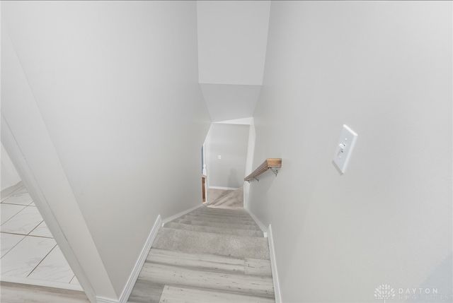 2574 Countryside Drive, Beavercreek, OH 45324