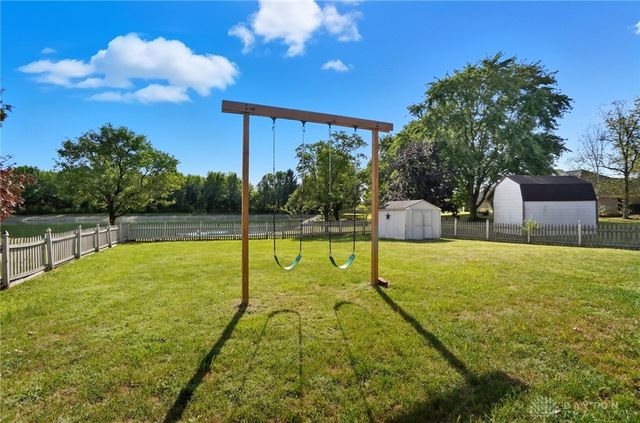 2574 Countryside Drive, Beavercreek, OH 45324