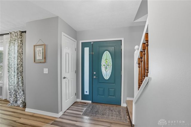 2574 Countryside Drive, Beavercreek, OH 45324