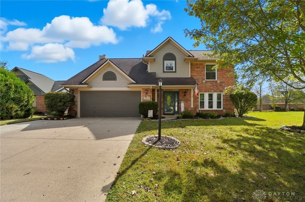 2574 Countryside Drive, Beavercreek, OH 45324