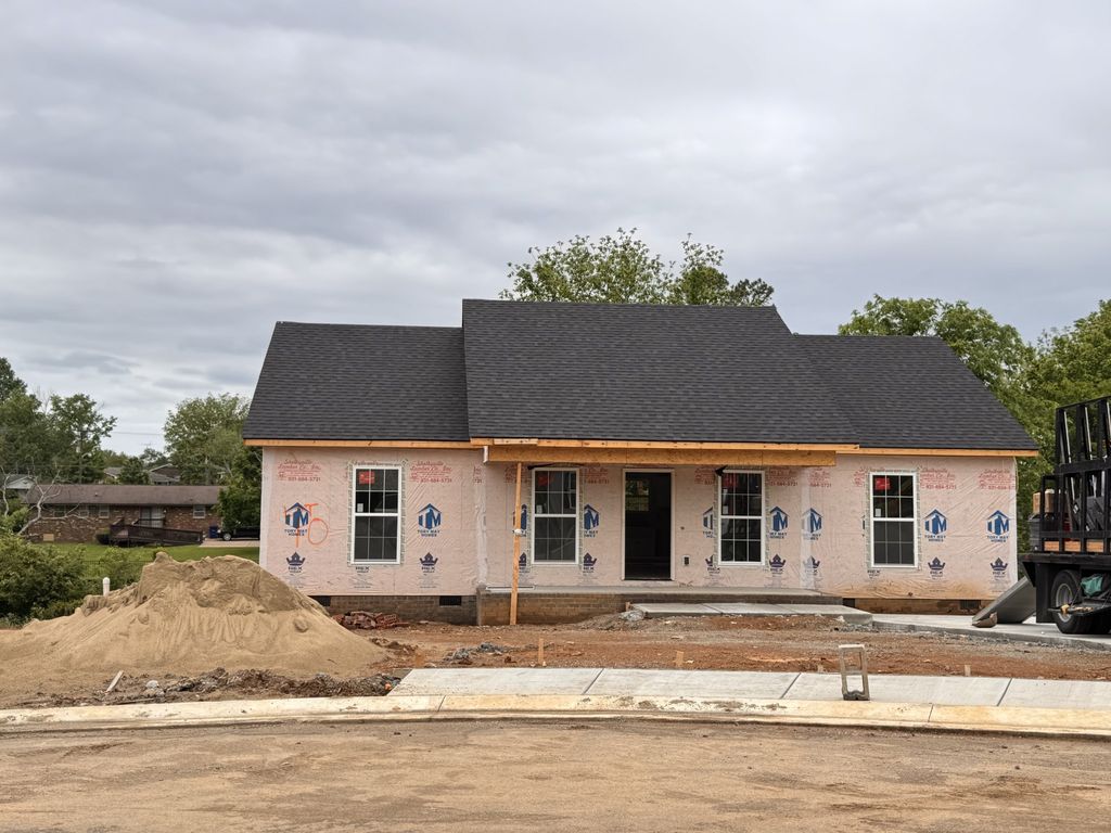 312 Lee Ln, Shelbyville, TN 37160