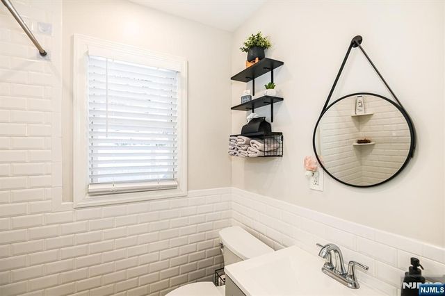 19 Glendale Street, Nutley, NJ 07110