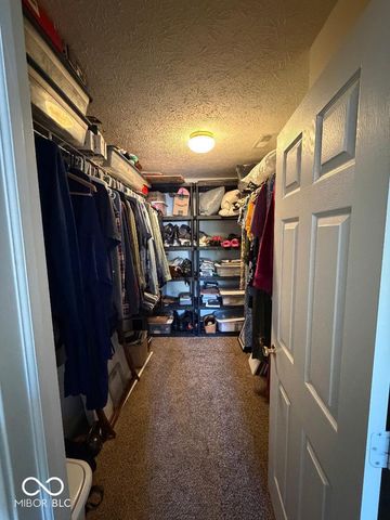 5752 Columbia Circle S, Greenwood, IN 46142