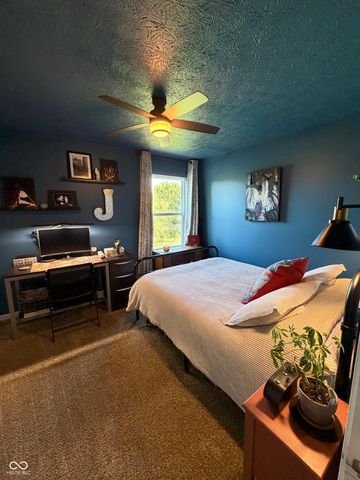 5752 Columbia Circle S, Greenwood, IN 46142