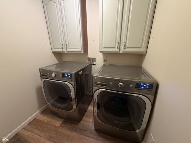 5752 Columbia Circle S, Greenwood, IN 46142