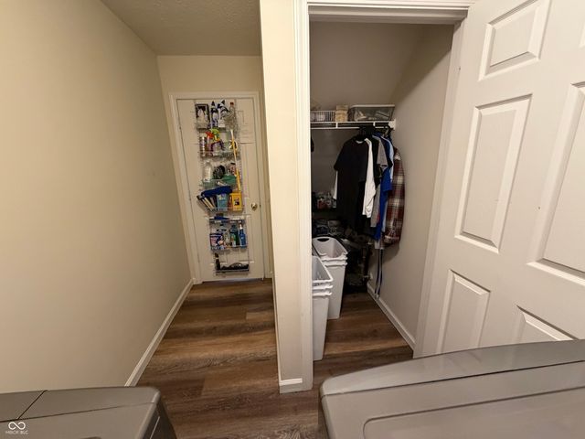 5752 Columbia Circle S, Greenwood, IN 46142