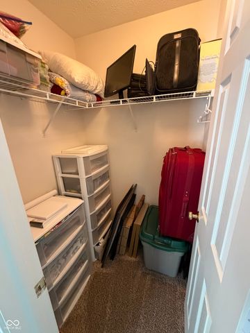 5752 Columbia Circle S, Greenwood, IN 46142