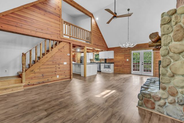 1386 Justice Rd, Ashland City, TN 37015
