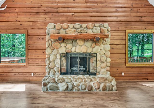 1386 Justice Rd, Ashland City, TN 37015