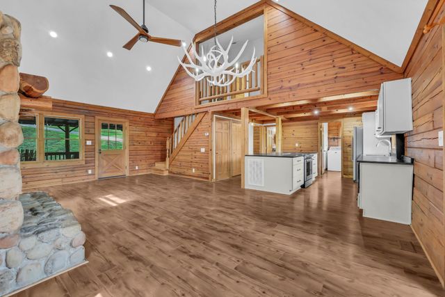 1386 Justice Rd, Ashland City, TN 37015