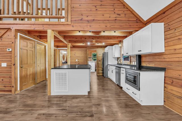 1386 Justice Rd, Ashland City, TN 37015