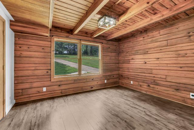 1386 Justice Rd, Ashland City, TN 37015