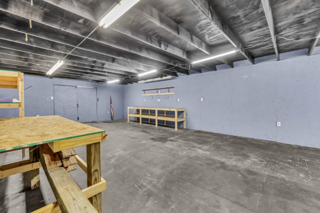 1386 Justice Rd, Ashland City, TN 37015